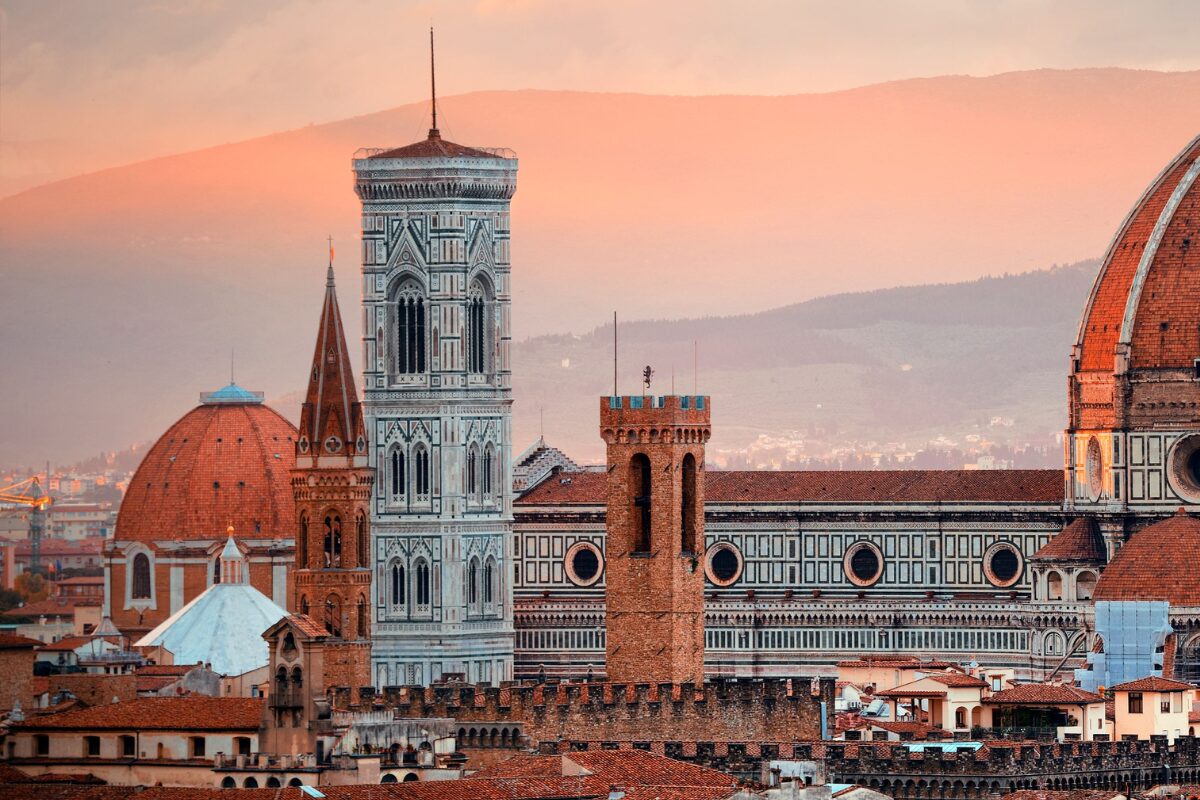 ATELIER DI MARZO A FIRENZE ATELIER DI MARZO A FIRENZE